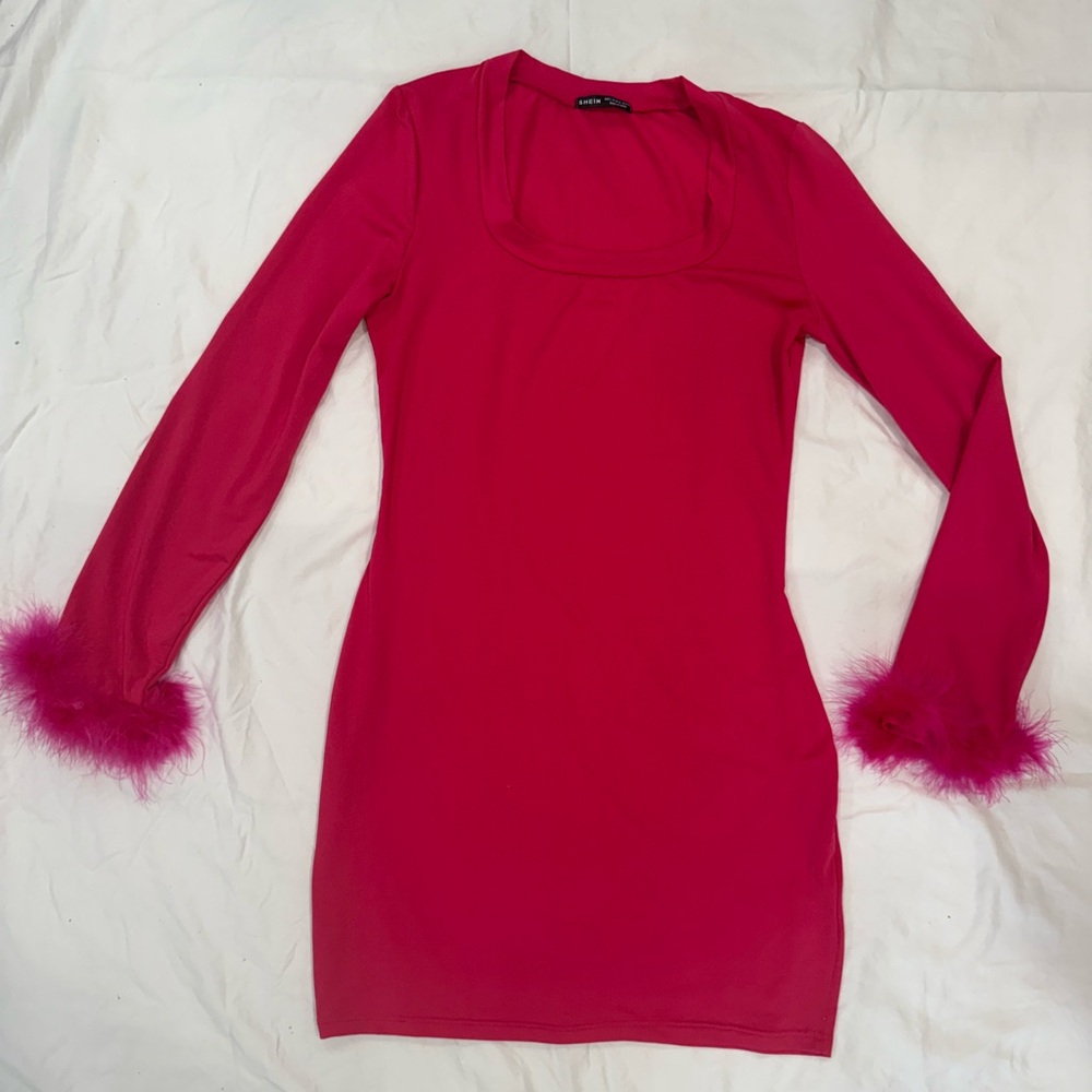SHEIN Vibrant Pink Long Sleeve Dress with Feather Cuffs